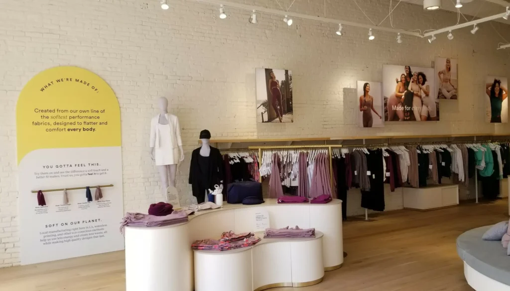 How to Maximize Your Shopping Experience at a Yoga Outlet?