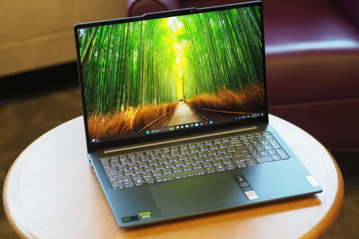 What is the Lenovo Yoga 7